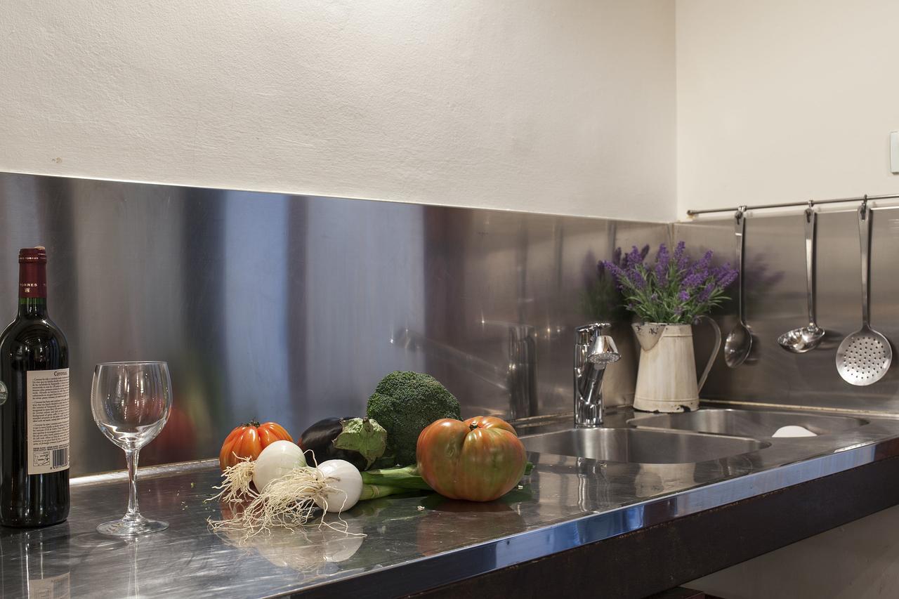 Habitat Apartments Ferran Барселона Екстериор снимка